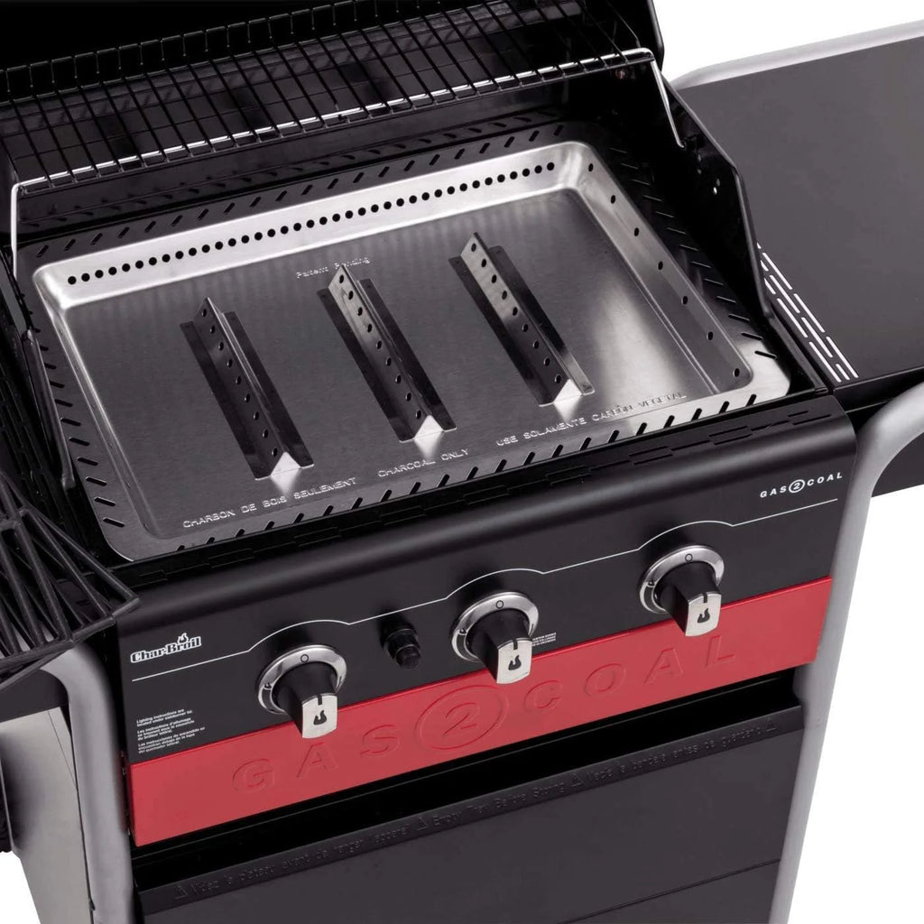 Gas2Coal® Barbacoa híbrida: barbacoa de gas y carbón de tres quemadores, acabado en negro.